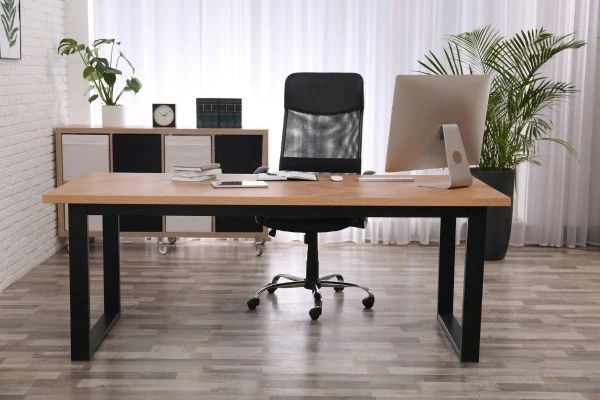 Executive desks and director tables
